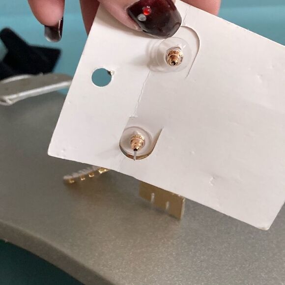 Stud earrings / ear piercings bride rhinestones - Picture 3 of 4